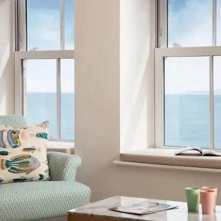 Apartment Luxury Coastal
